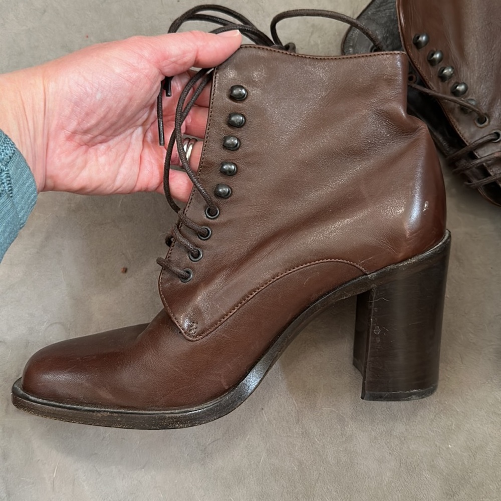 Joan Halpern booties in dark brown leather with lace ups - Picture 11 of 15